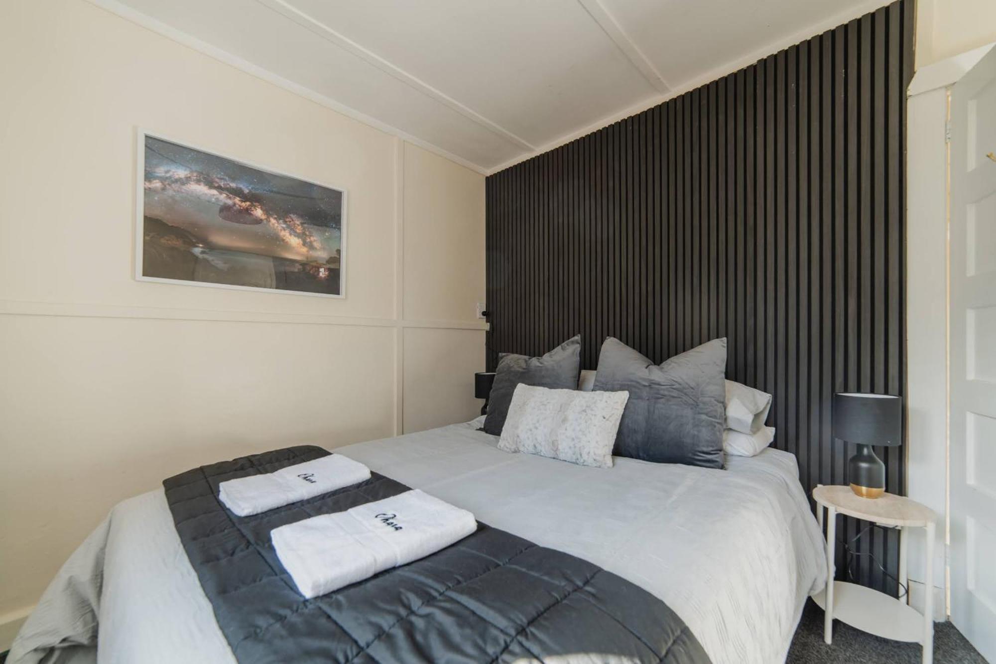 Lake Tekapo Cottages Extérieur photo