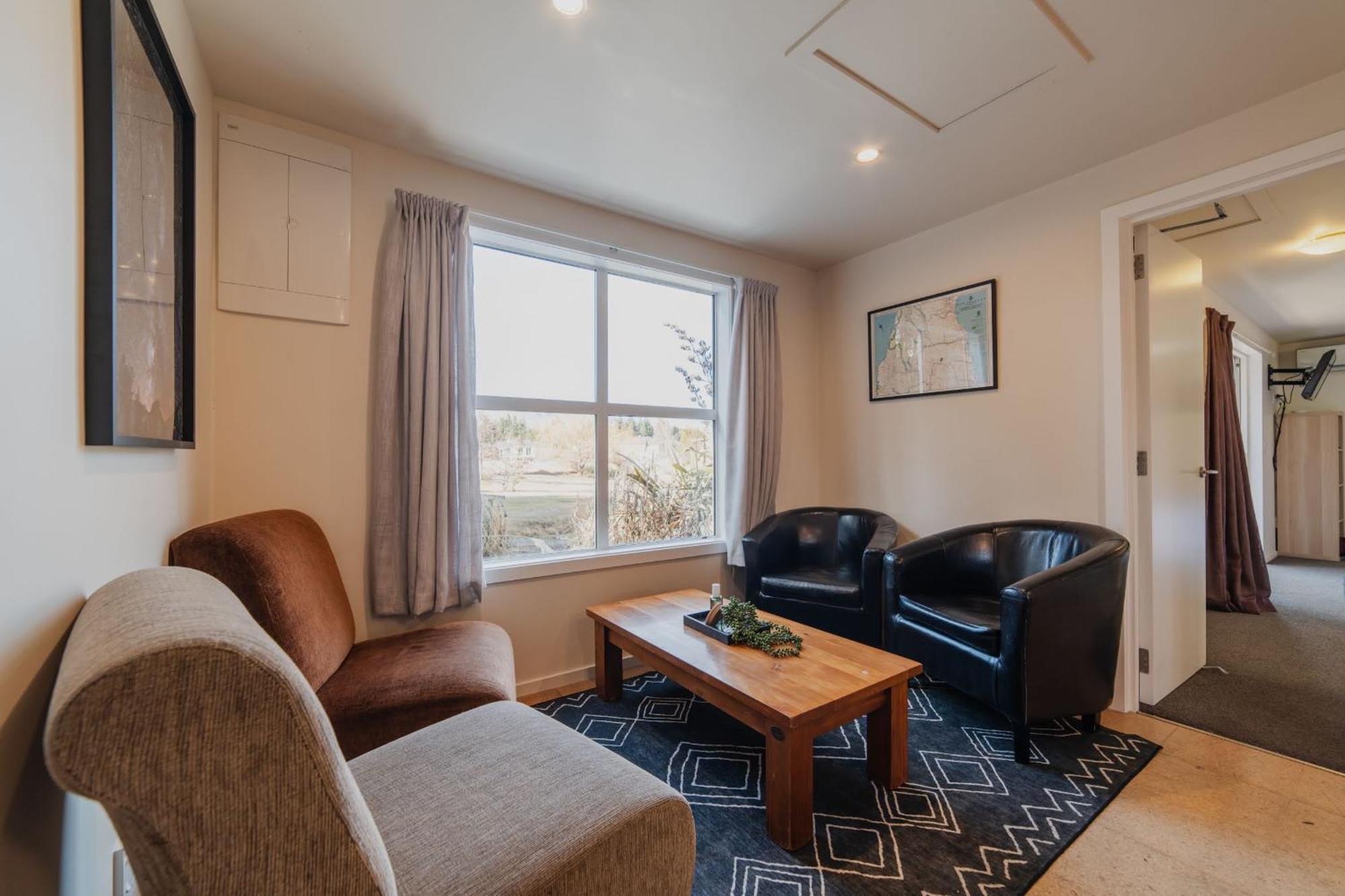 Lake Tekapo Cottages Extérieur photo